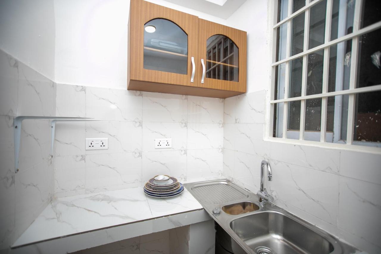 Marysin Guest House Accra Ngoại thất bức ảnh